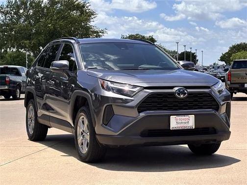 2023 Toyota RAV4 Hybrid XLE