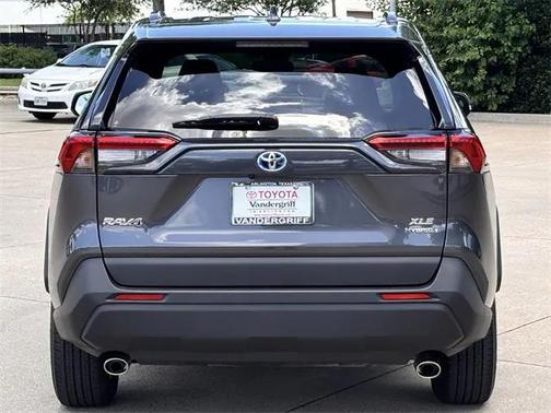 2023 Toyota RAV4 Hybrid XLE