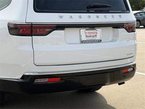 2024 Jeep Wagoneer L Series II 4x2