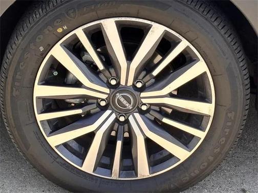 2022 Nissan Kicks SV