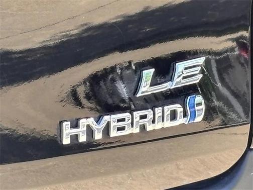 2023 Toyota Sienna LE