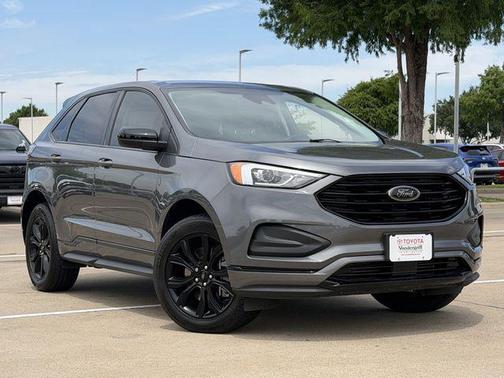 Carbonized Gray Metallic 2024 Ford Edge SE