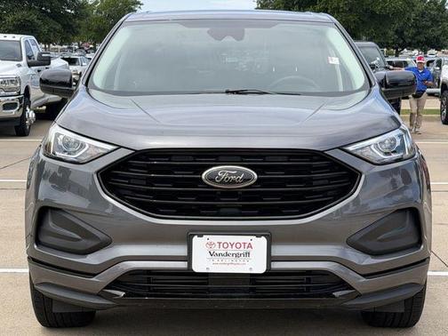 Carbonized Gray Metallic 2024 Ford Edge SE