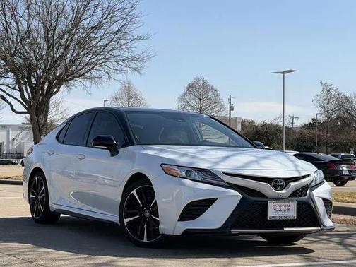 2020 Toyota Camry XSE