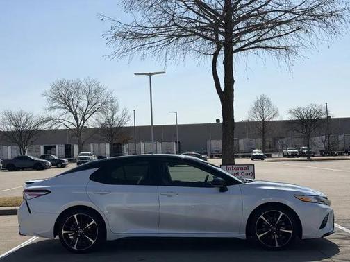 2020 Toyota Camry XSE