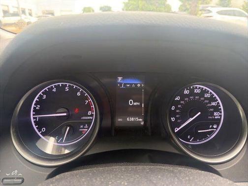 Midnight Black Metallic 2021 Toyota Camry SE