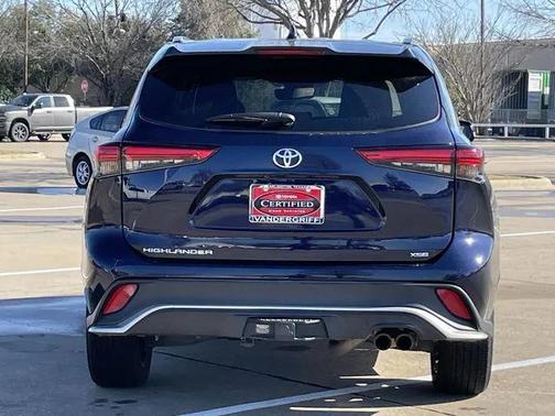 2021 Toyota Highlander XSE