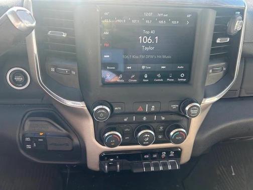 2021 RAM 2500 Laramie Crew Cab 4x4 6'4' Box