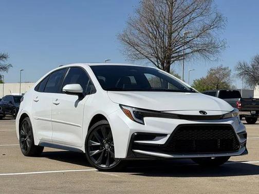 2025 Toyota Corolla XSE