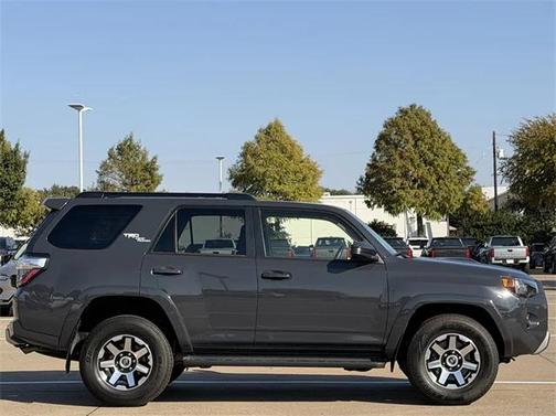 2024 Toyota 4Runner TRD Off Road