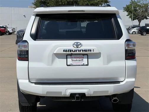 2023 Toyota 4Runner SR5