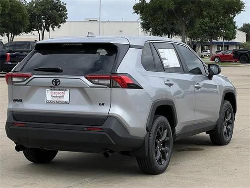 2025 Toyota RAV4 LE