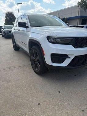 2024 Jeep Grand Cherokee Altitude