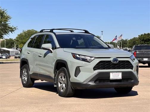 2023 Toyota RAV4 Hybrid XLE