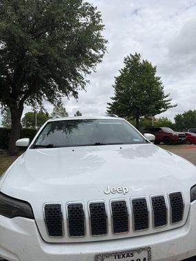 Bright White Clearcoat 2019 Jeep Cherokee Latitude Plus