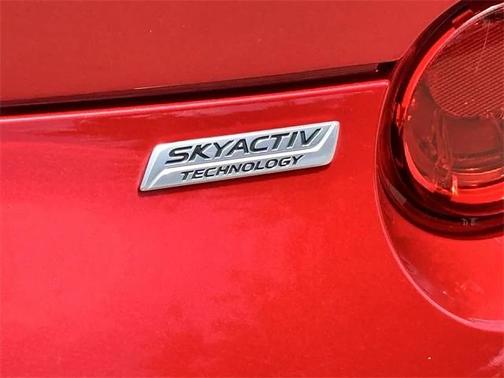 2017 Mazda MX-5 Miata Sport