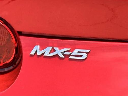 2017 Mazda MX-5 Miata Sport