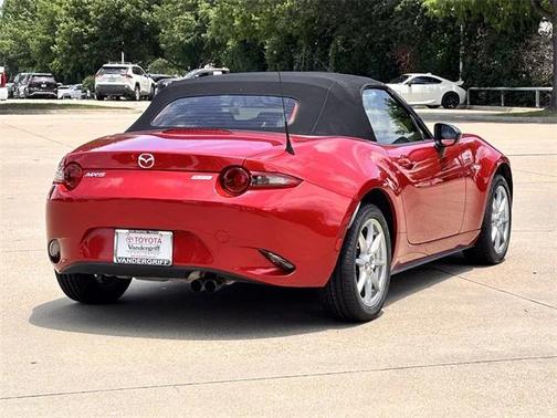 2017 Mazda MX-5 Miata Sport