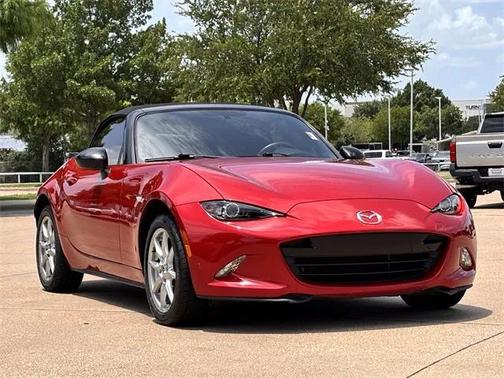 2017 Mazda MX-5 Miata Sport