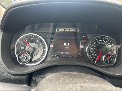 Ivory White Tri-Coat Pearlcoat 2021 RAM 1500 Laramie