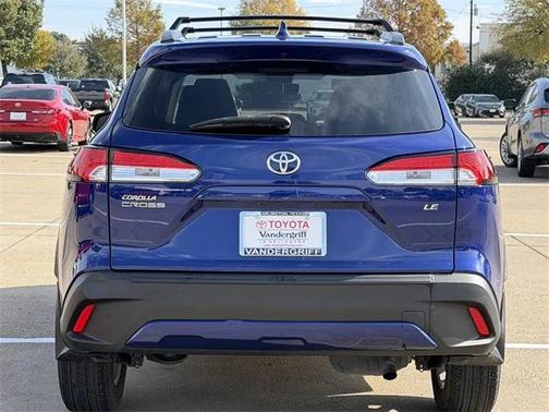 2022 Toyota Corolla Cross LE