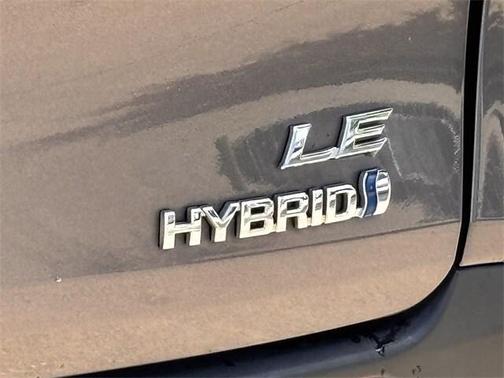 2023 Toyota Sienna LE