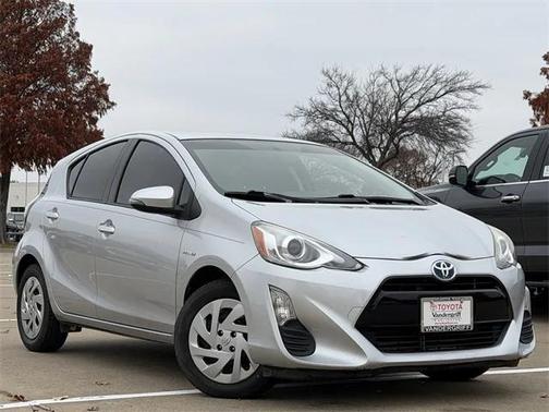 2016 Toyota Prius c Four