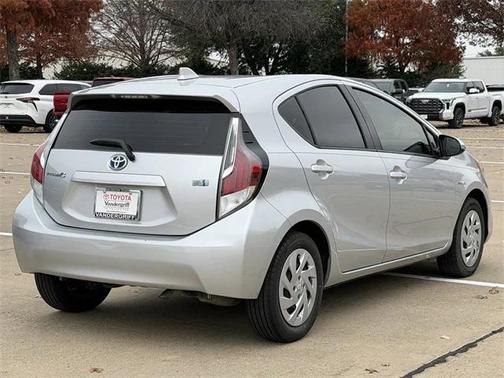 2016 Toyota Prius c Four