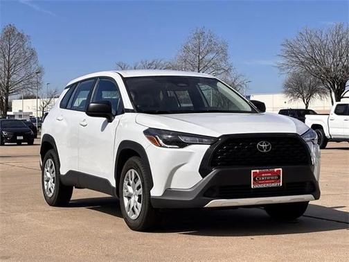 Pearl 2023 Toyota Corolla Cross L