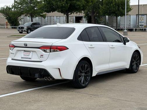 Ice 2025 Toyota Corolla Hybrid SE