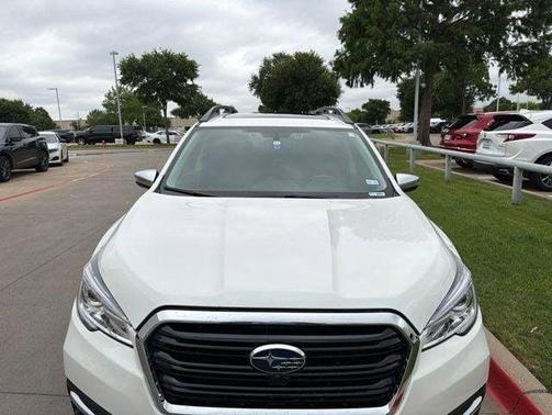 Crystal White Pearl 2022 Subaru Ascent Touring 7-Passenger
