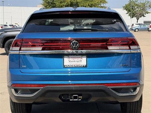2024 Volkswagen Atlas Cross Sport 2.0T SE w/Technology 4MOTION