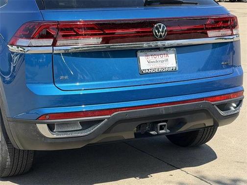 2024 Volkswagen Atlas Cross Sport 2.0T SE w/Technology 4MOTION