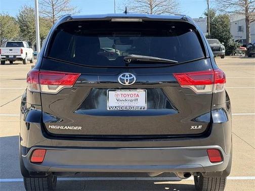 2019 Toyota Highlander XLE