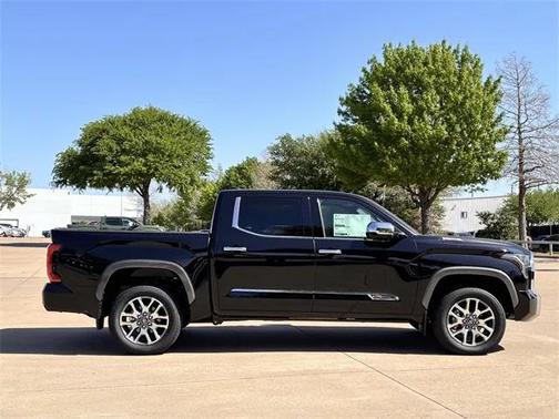 2025 Toyota Tundra Hybrid 1794 Edition