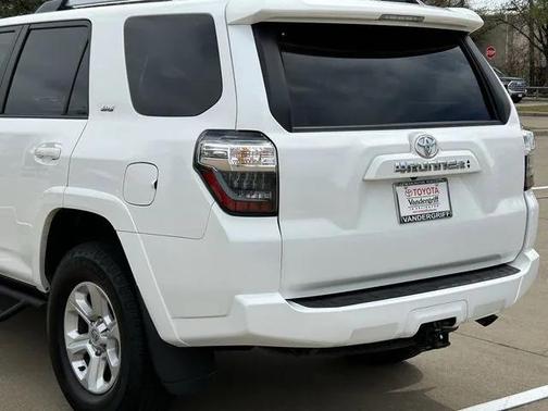 2022 Toyota 4Runner SR5