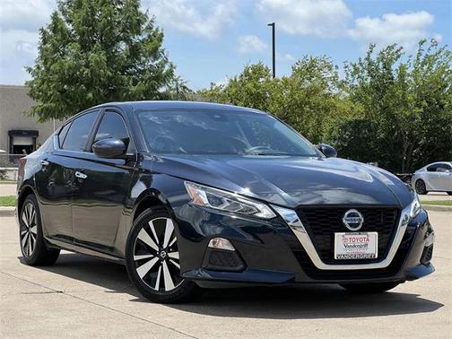 2021 Nissan Altima 2.5 SV
