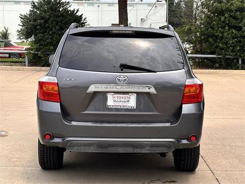 2010 Toyota Highlander SE