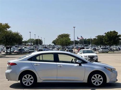 2023 Toyota Corolla Hybrid LE