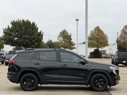 2023 GMC Terrain AWD AT4