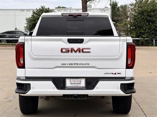 2022 GMC Sierra 1500 AT4X