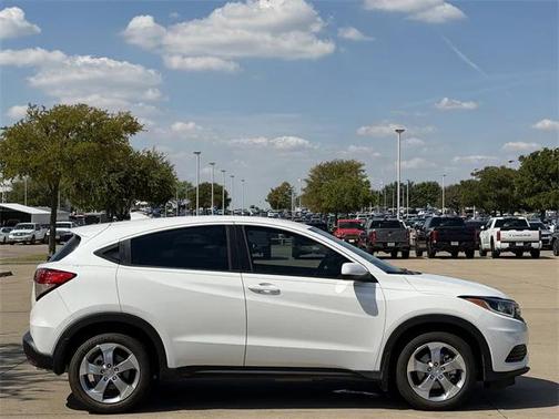 2022 Honda HR-V LX