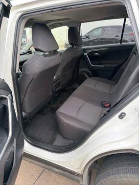 Super White 2019 Toyota RAV4 XLE