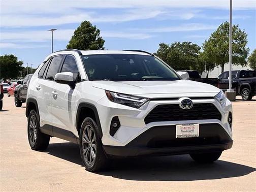 2023 Toyota RAV4 Hybrid XLE Premium