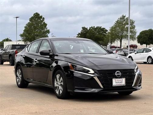 2024 Nissan Altima S FWD