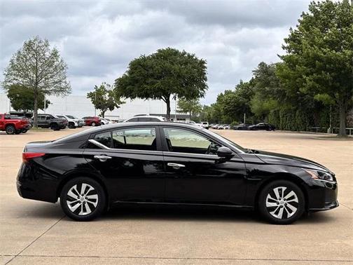 2024 Nissan Altima S FWD