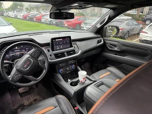 2023 GMC Yukon 4WD AT4