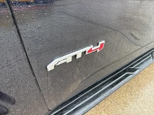2023 GMC Yukon 4WD AT4