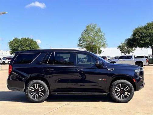 2023 GMC Yukon 4WD AT4