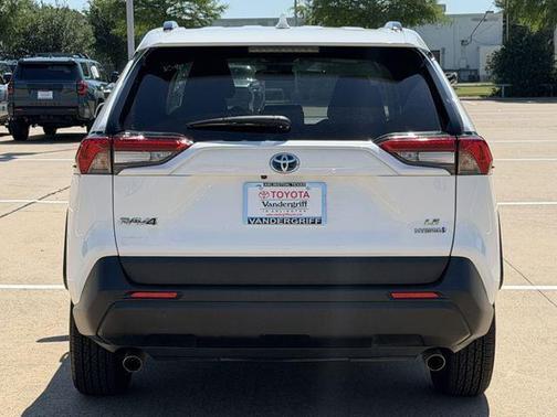Ice 2024 Toyota RAV4 Hybrid LE